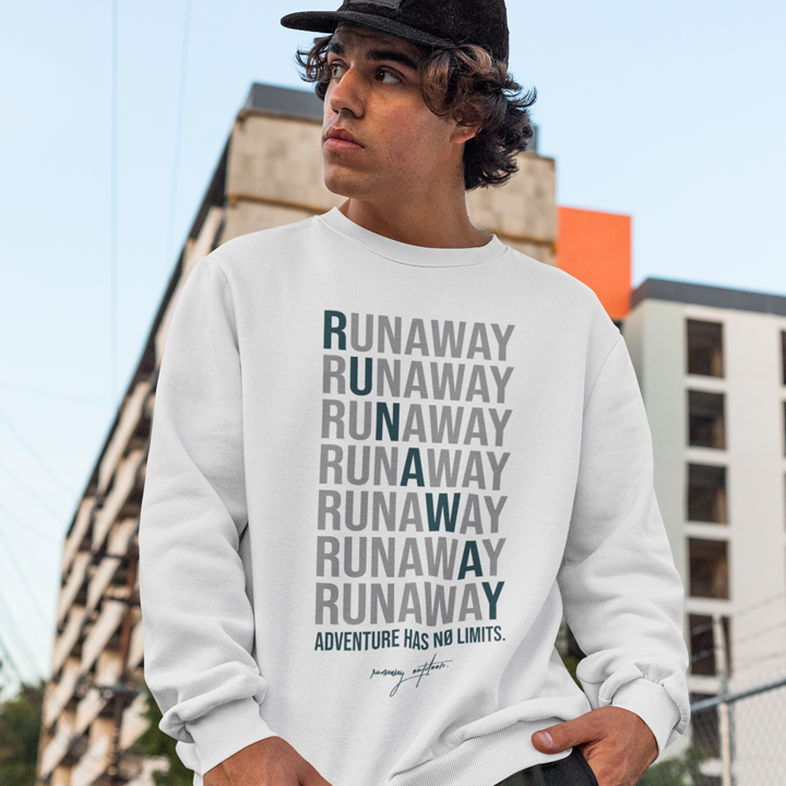 Pull blanc Runaway outdoor Street